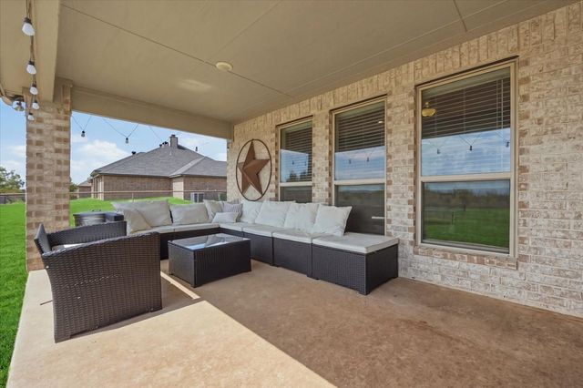 122 Post Oak Way, Weatherford, TX 76087