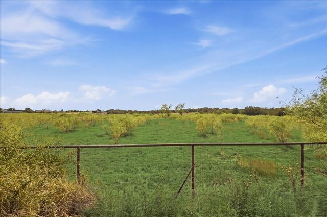 122 Post Oak Way, Weatherford, TX 76087