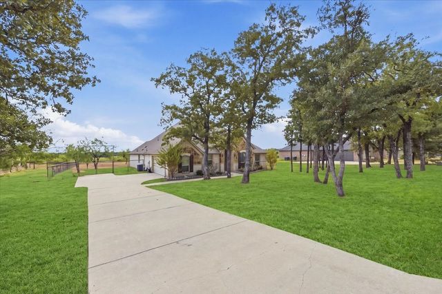 122 Post Oak Way, Weatherford, TX 76087