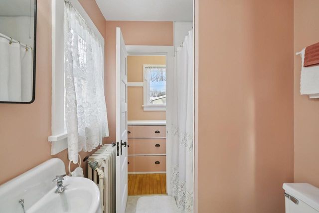 733 5th Street, Baraboo, WI 53913