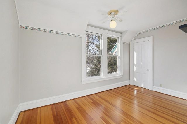 733 5th Street, Baraboo, WI 53913