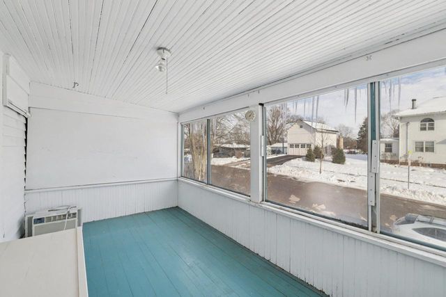 733 5th Street, Baraboo, WI 53913