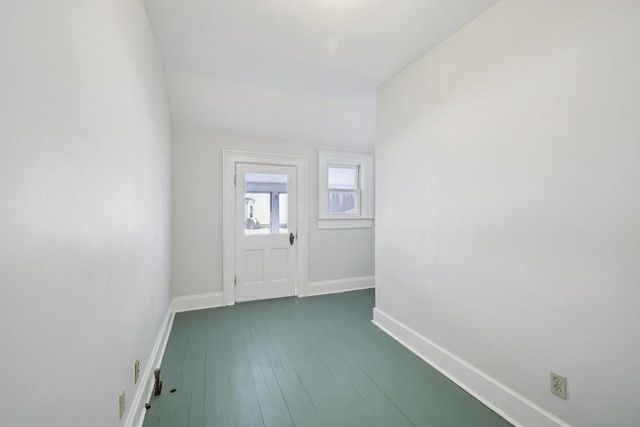 733 5th Street, Baraboo, WI 53913