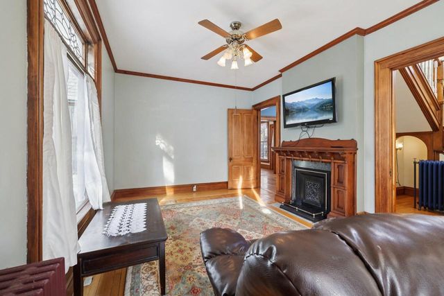 733 5th Street, Baraboo, WI 53913