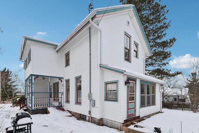 733 5th Street, Baraboo, WI 53913