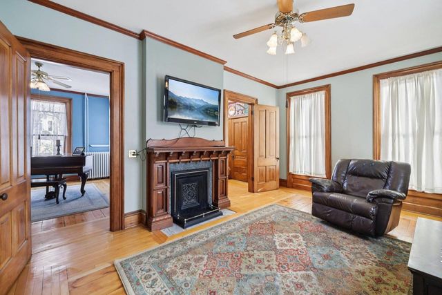 733 5th Street, Baraboo, WI 53913