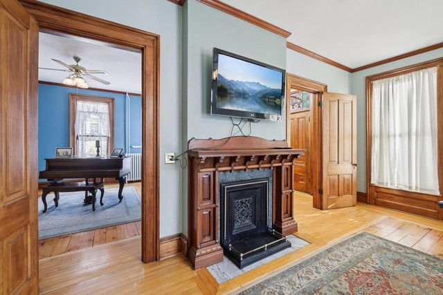 733 5th Street, Baraboo, WI 53913