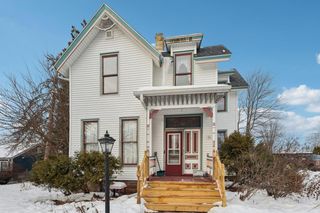 733 5th Street, Baraboo, WI 53913