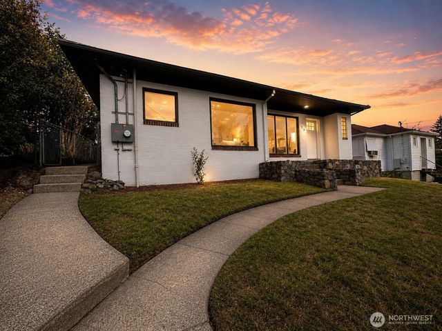 314 Bryan Avenue, Bremerton, WA 98312