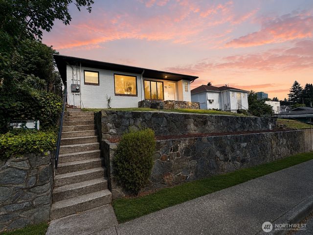 314 Bryan Avenue, Bremerton, WA 98312