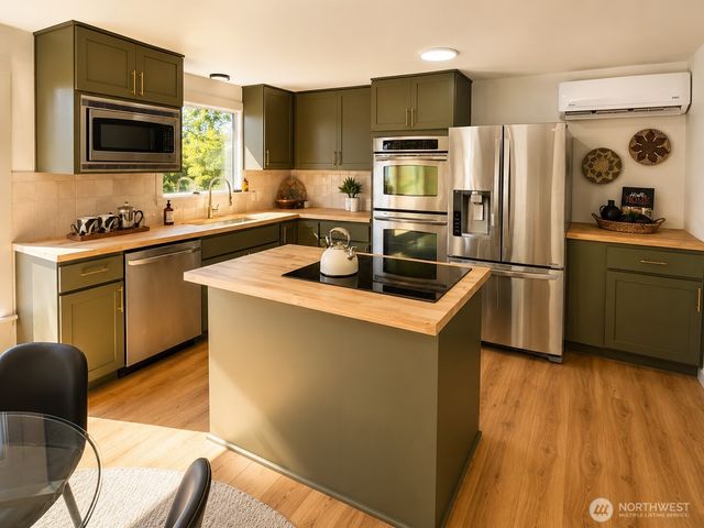 314 Bryan Avenue, Bremerton, WA 98312