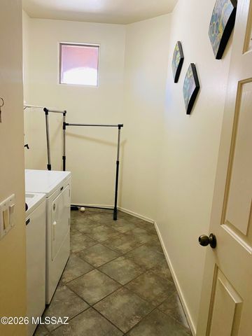 202 E Corte Rancho Encanto, Sahuarita, AZ 85629