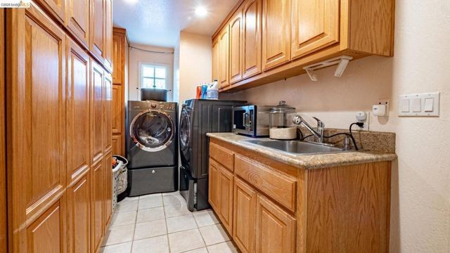 2214 Peyton CT, Antioch, CA 94509
