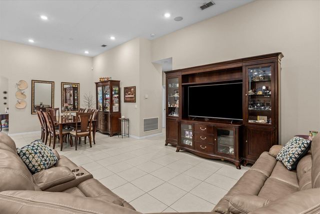 5744 NW Cahaba Street, Port St. Lucie, FL 34986