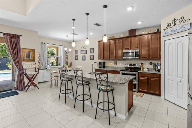 5744 NW Cahaba Street, Port St. Lucie, FL 34986