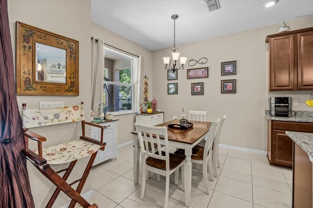 5744 NW Cahaba Street, Port St. Lucie, FL 34986