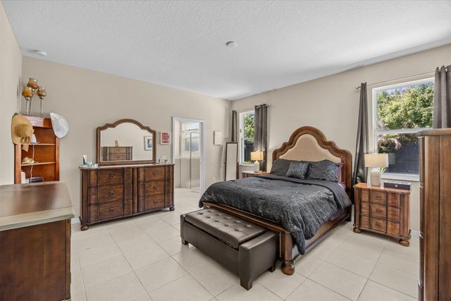 5744 NW Cahaba Street, Port St. Lucie, FL 34986