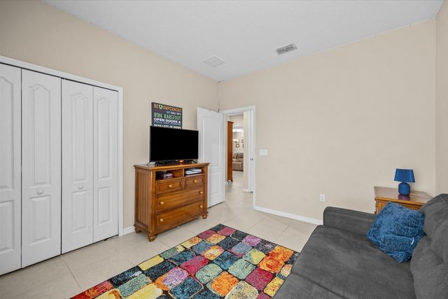 5744 NW Cahaba Street, Port St. Lucie, FL 34986