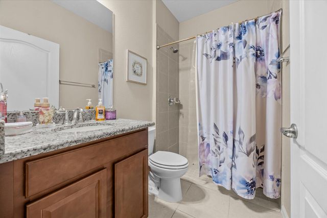 5744 NW Cahaba Street, Port St. Lucie, FL 34986