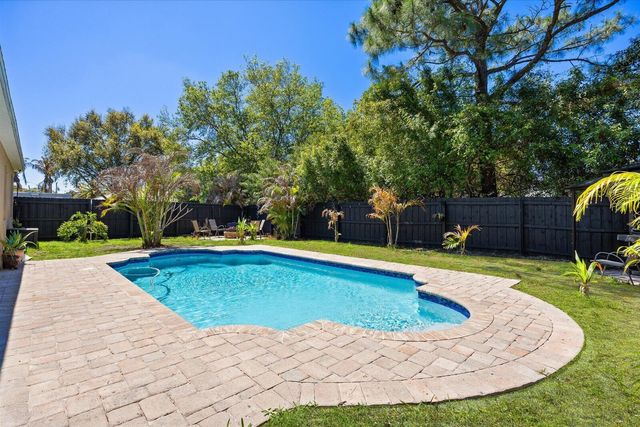 5744 NW Cahaba Street, Port St. Lucie, FL 34986