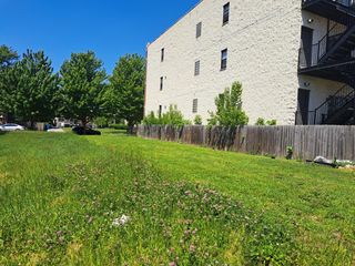 4545 S Champlain Avenue, Chicago, IL 60653