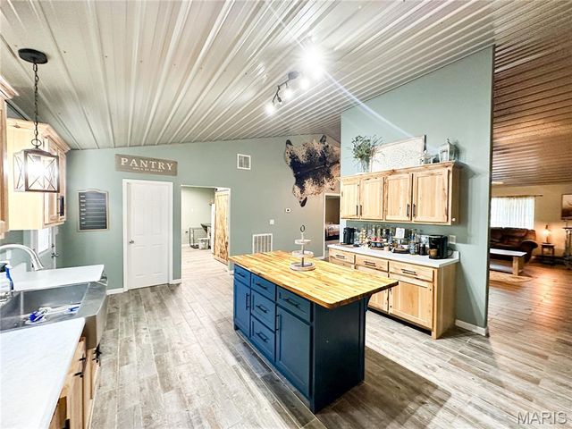 3014 County Road 2330, Salem, MO 65560