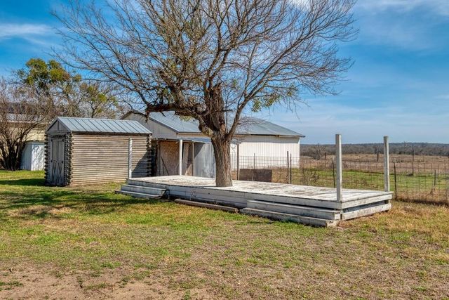 829 State Highway 21 Highway W, Cedar Creek, TX 78612