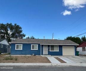 1280 Dodson Way, Sparks, NV 89431