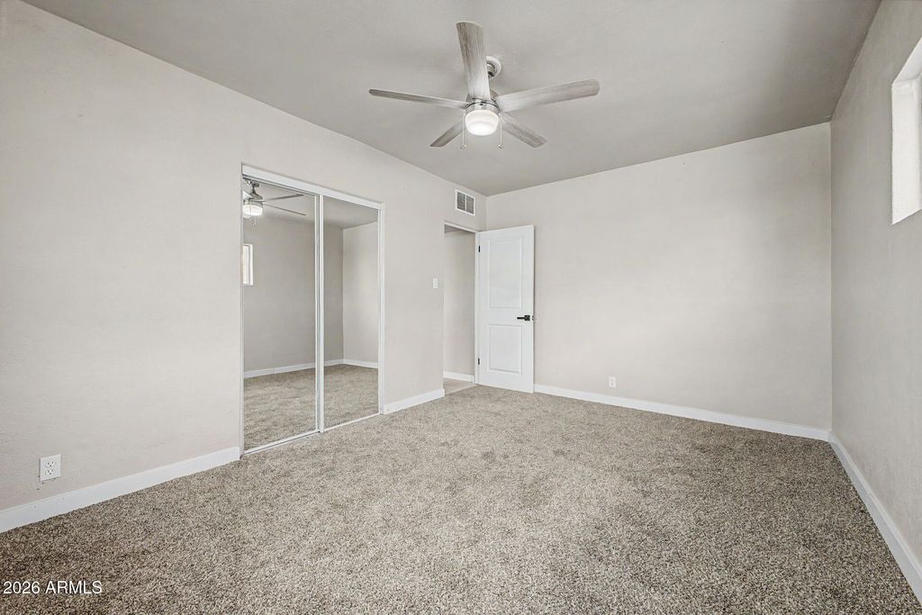 Image 20 of property listing at 3107 N 25TH Drive, Phoenix, AZ 85017