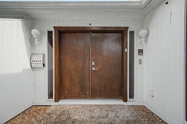 2723 Nottingham Street, Houston, TX 77005