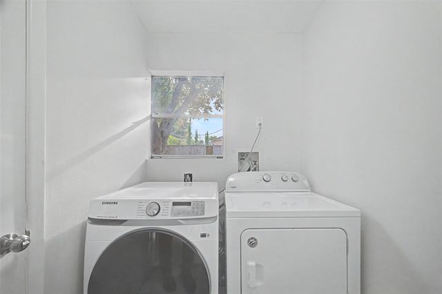 2723 Nottingham Street, Houston, TX 77005