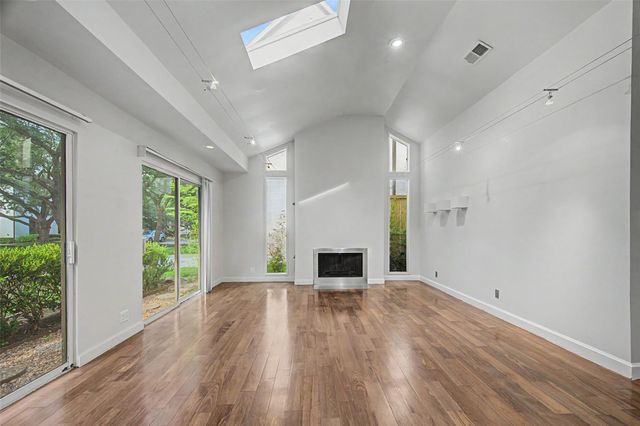 2723 Nottingham Street, Houston, TX 77005