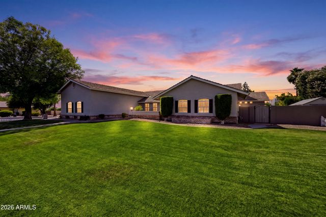 3132 E FAIRFIELD Street, Mesa, AZ 85213
