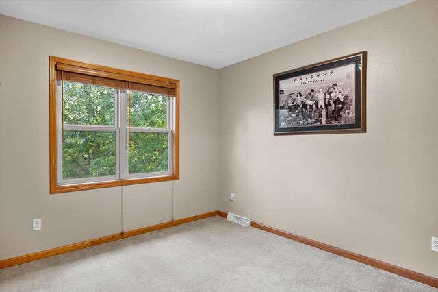 2607 5 Mile ROAD, Racine, WI 53402