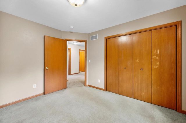 2607 5 Mile ROAD, Racine, WI 53402