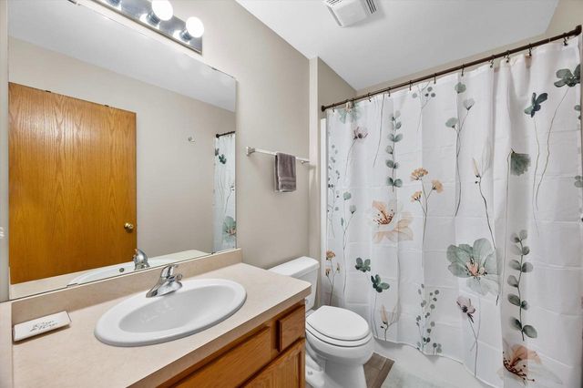 2607 5 Mile ROAD, Racine, WI 53402