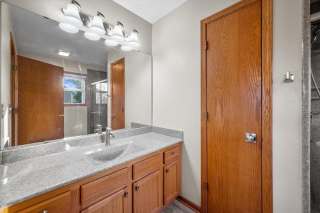 2607 5 Mile ROAD, Racine, WI 53402