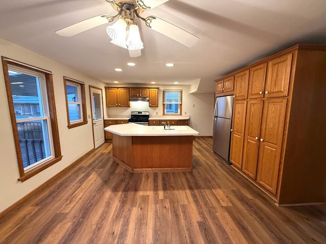 1130 W 25TH Street, Erie, PA 16502