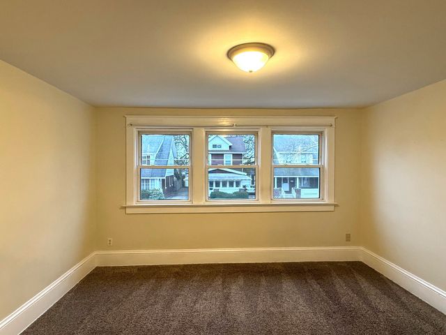 1130 W 25TH Street, Erie, PA 16502