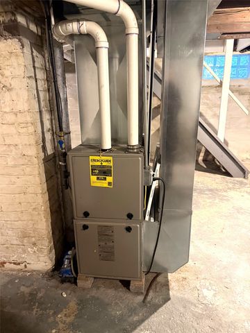 1130 W 25TH Street, Erie, PA 16502