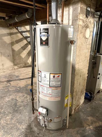 1130 W 25TH Street, Erie, PA 16502