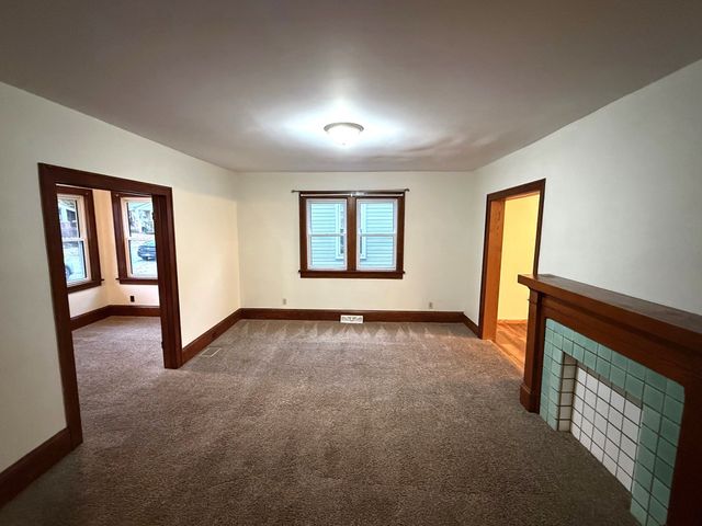 1130 W 25TH Street, Erie, PA 16502