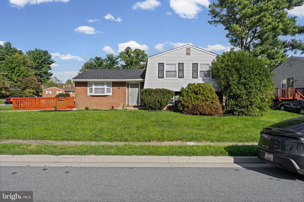 Image 34 of property listing at 4005 AMY LN, Randallstown, MD 21133