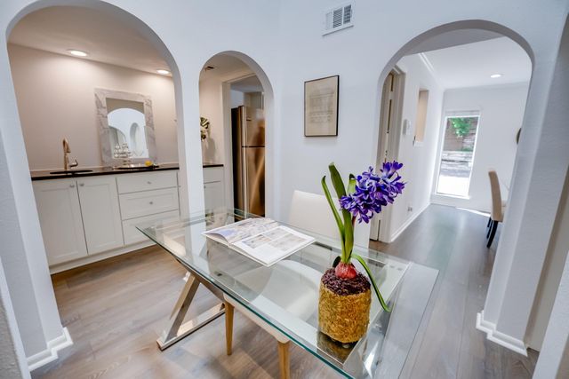3500 Enfield RD D, Austin, TX 78703
