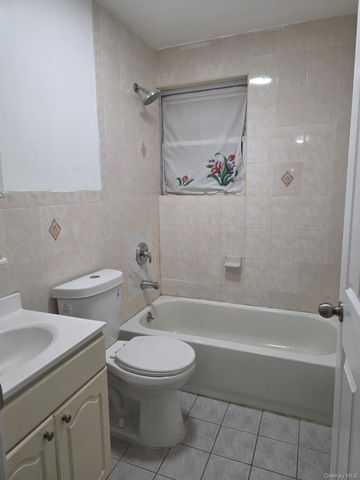 400 Crescent Street 1 1 2 3, Brooklyn, NY 11208