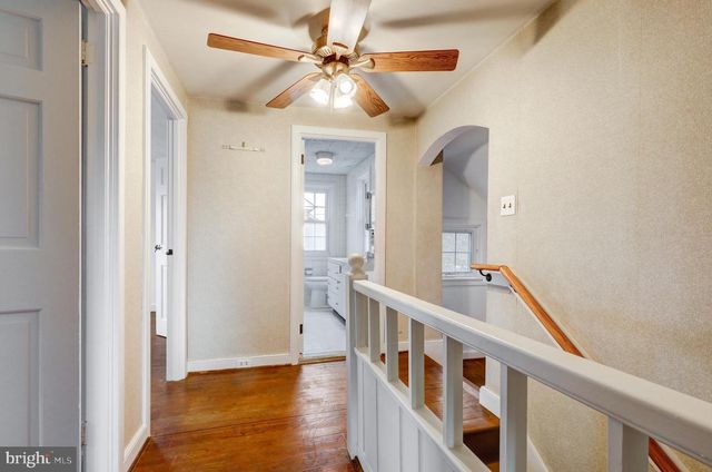 148 E BROAD ST, New Holland, PA 17557