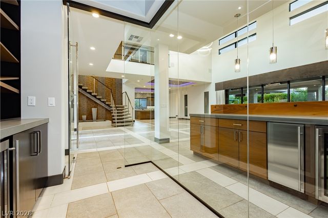 94 Glade Hollow Drive, Las Vegas, NV 89135