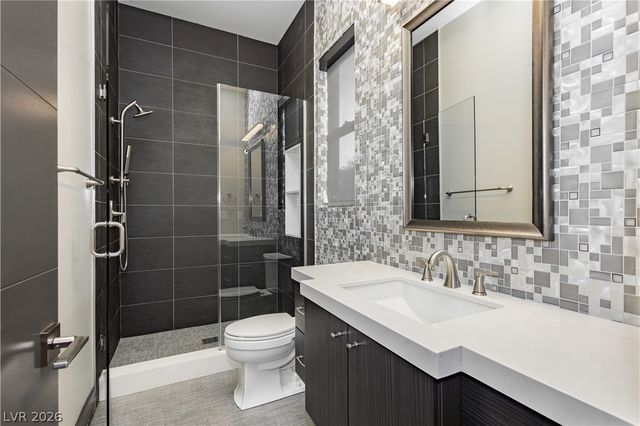 94 Glade Hollow Drive, Las Vegas, NV 89135