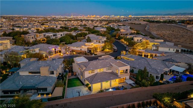 94 Glade Hollow Drive, Las Vegas, NV 89135