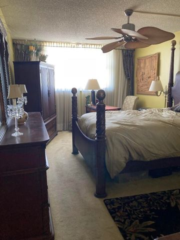 3540 S Ocean Boulevard, South Palm Beach, FL 33480
